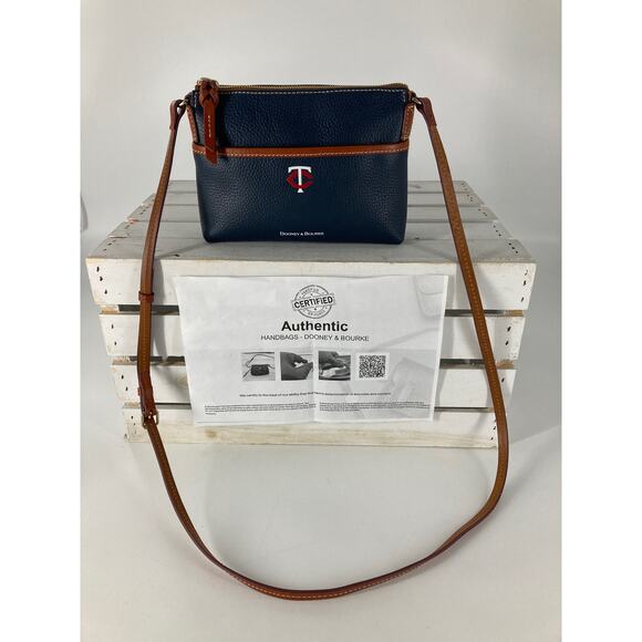 DOONEY & BOURKE, SMALL MINNESOTA TWINS LEATHER CROSSBODY BAG - Picture 2 of 15